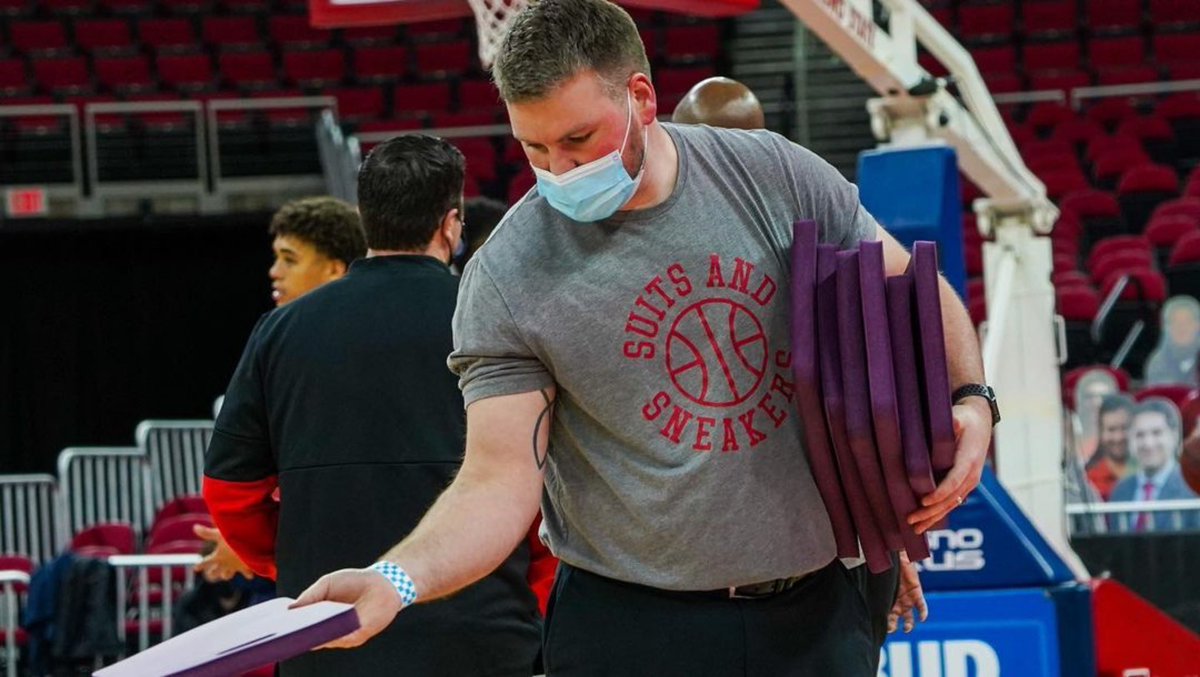 UNMLoboMBB's tweet photo. Shoutout to one of our many unseen heroes this season @GilSchmidt89 . 

As we celebrate athletic trainer appreciation month we would like to thank you for all that you do! 

#GoLobos #NATM2021 https://t.co/22pI2Pes8Q