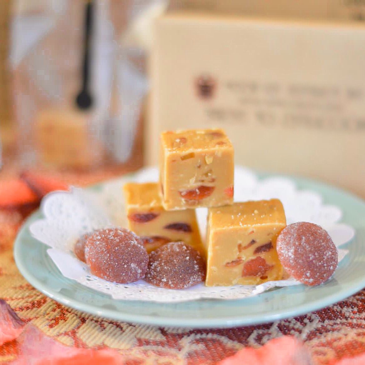 Our home-made Cherry and Ginger Fudge... 🍒 After its success in our Valentine’s Hamper, we have brought back this highly requested flavour of fudge for our Easter Hamper! 🐣 Follow the link in our bio to our online shop... #easter #hamper #fudge #backbypopulardemand