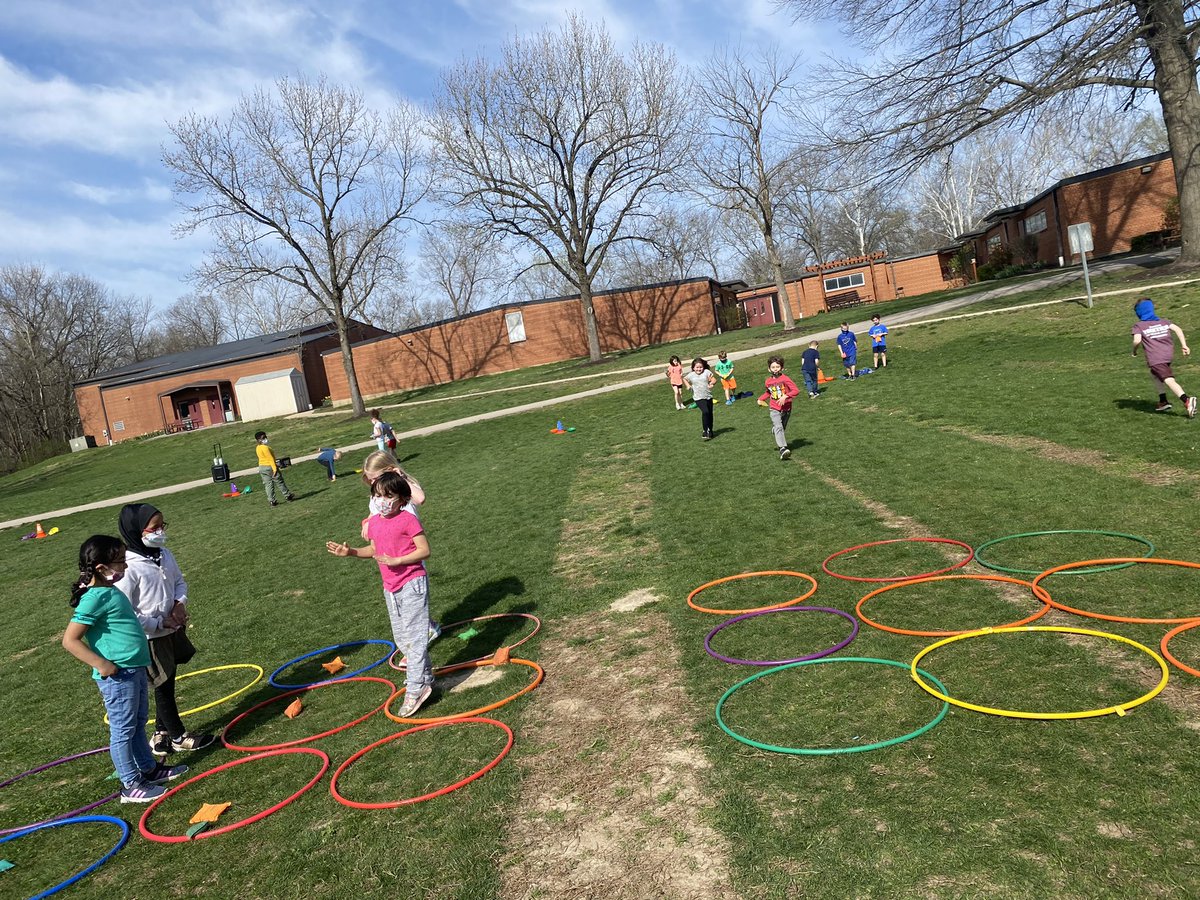 Bowles PE tweet media