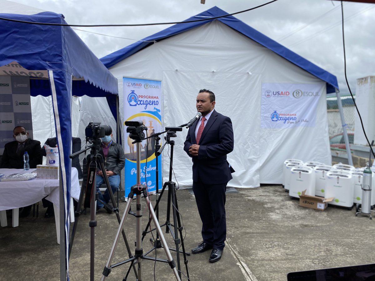 GADMT04's tweet photo. Gracias a la cooperación interinstitucional hoy el #IESSCARCHI recibe equipos médicos para asegurar la provisión de oxígeno medicinal a personas afectadas por COVID-19.
@FundacionEsquel @USAIDEcuador @IESSec https://t.co/z2vRHWGcwn