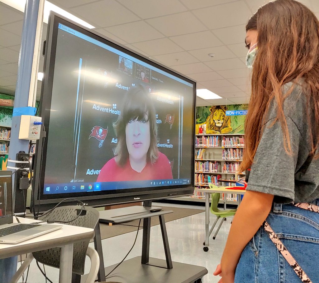 psprincess18's tweet photo. (2/2) We can't thank you enough @CoachLoLoc for taking the time out of your busy schedule &amp; helping to inspire our learners and share a part of history with us! ❤ Your motivation and your impact go far beyond 100 yards 🏈.We can't wait to update our numbers! @samrap10 https://t.co/C1q1WInRgr