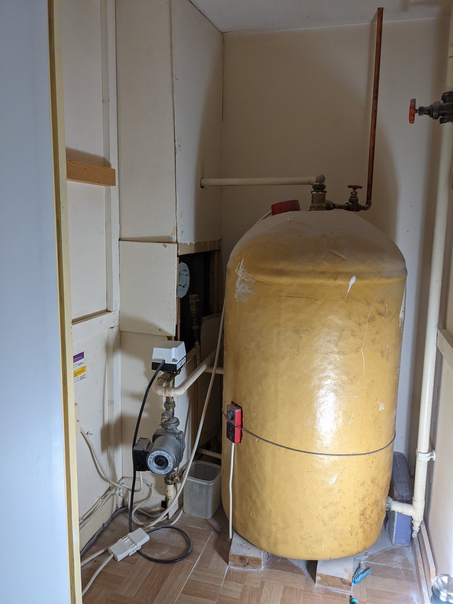 Titan Heating tweet media