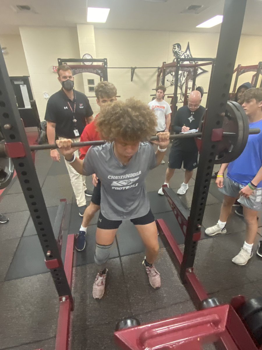 WandoHSFootball's tweet photo. HARD WORK PAYS OFF!!!!🦾🦾🦾
Max Out week!!!!!
#WandoFootball #WeAllWeGot #FearTheSpear #OneTribe #COMPETE 
@ColinBryant_5 @agmz04 @yarddevon2 https://t.co/CuVYvzjzDl