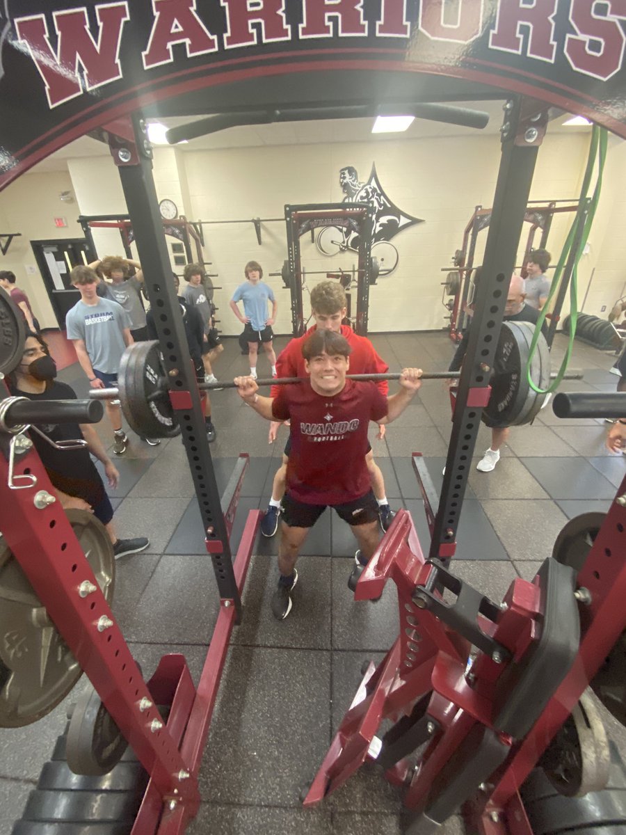 WandoHSFootball's tweet photo. HARD WORK PAYS OFF!!!!🦾🦾🦾
Max Out week!!!!!
#WandoFootball #WeAllWeGot #FearTheSpear #OneTribe #COMPETE 
@ColinBryant_5 @agmz04 @yarddevon2 https://t.co/CuVYvzjzDl