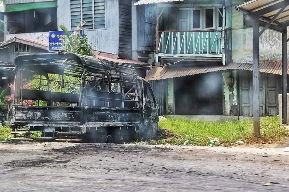 maytoekhine's tweet photo. Situation in #SouthDagon. A very distressing sight. #WhatsHappeningInMyanmar #Mar30Coup #forceavote https://t.co/9RC9OgALiz