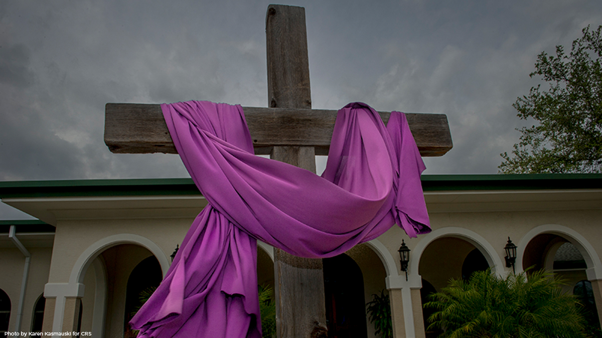 During #HolyWeek, reflect on this question: How has your journey with #CRSRiceBowl this #Lent changed your life? bit.ly/34ymiAT