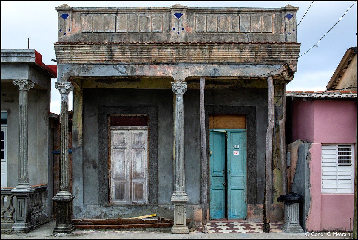 KidCon's tweet photo. A watercolour rendering of one of my Cuban photographs by Colin South @OrangeTed2 #cuba #samesea #photography #architecture #watercolor https://t.co/rcqIKKd2sJ