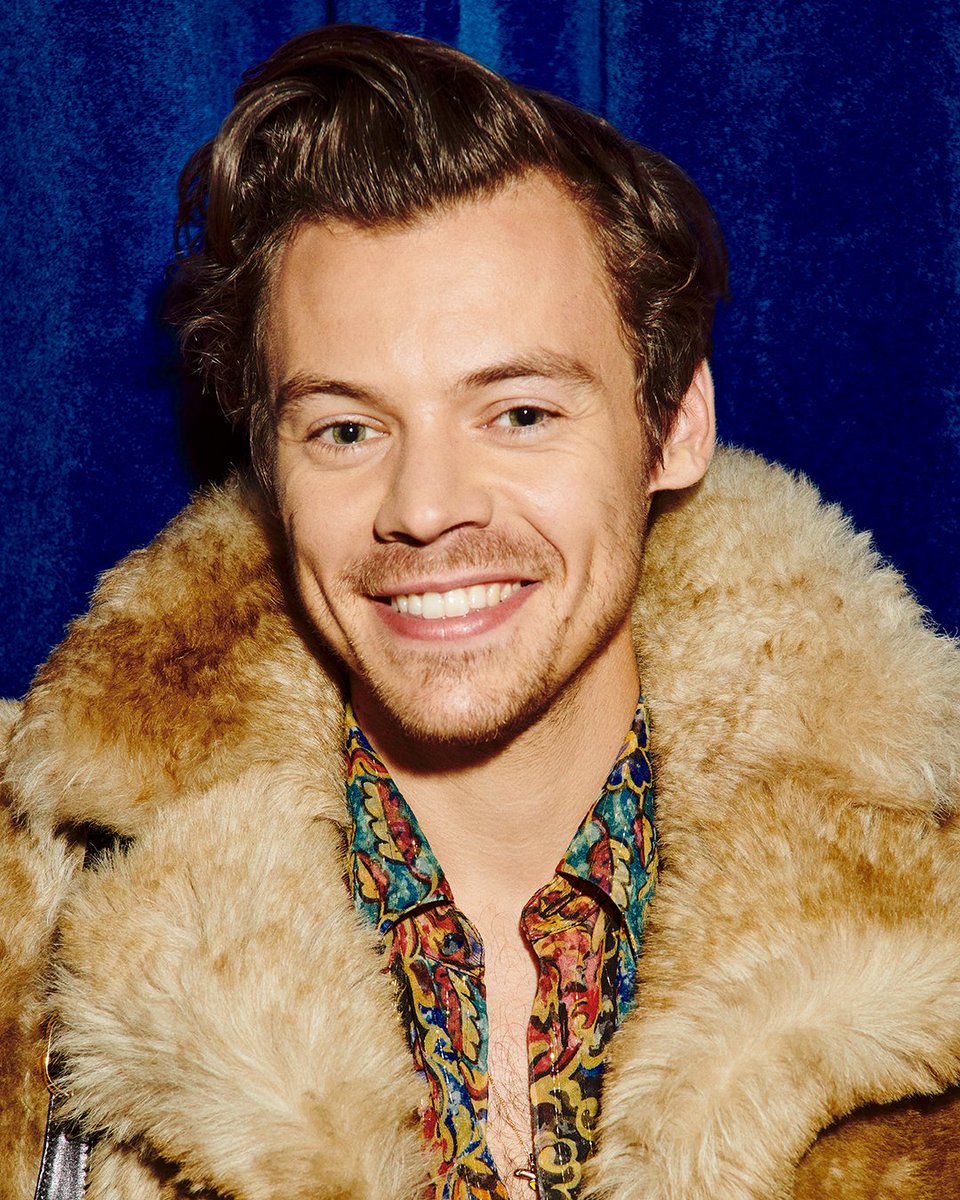 DawBell's tweet photo. .@Harry_Styles and @JKCorden for @gucci

🔜 #GucciBeloved https://t.co/oMoa2sLx74