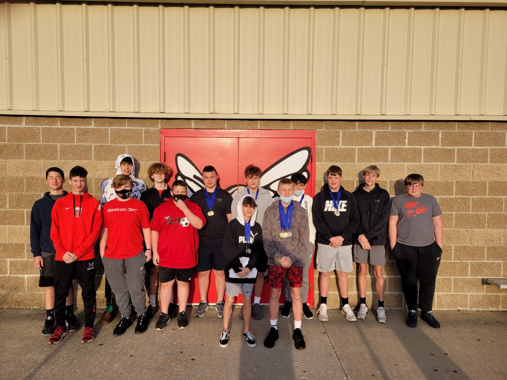HornetTouchdown's tweet photo. These boys competed hard & brought home some hardware from the JHS Checotah Track Meet! #BTA #BeTheAlphaOrBeThePrey #HornetFB https://t.co/2724Dv9gwK