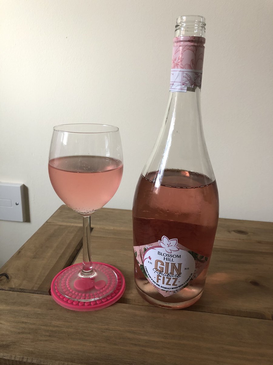 LauraJks2015's tweet photo. Itβs been a very long few days but Iβm pleased to say that Dad has had his drains and tubes removed and is now on the road to recovery! Time to put the feet up have a glass of whatever this is...lovely! πππ₯ #family #PoorlyDad #hospital #support #GinFizz https://t.co/i4Dkx2OLS9