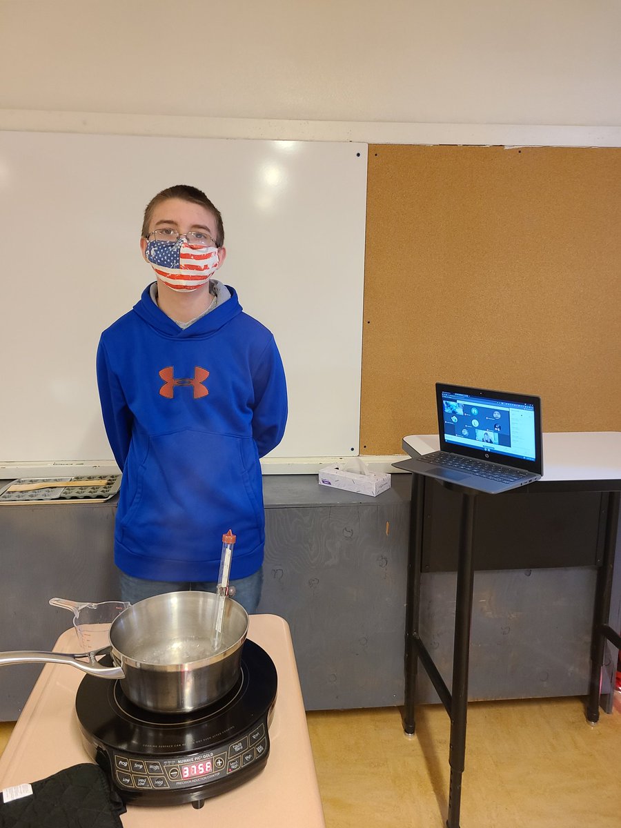 grituntapped's tweet photo. There's a lot of science in candy making! What can your maple syrup do?
#kidcandymakers
#maplesweets https://t.co/KRPRJSf6vP