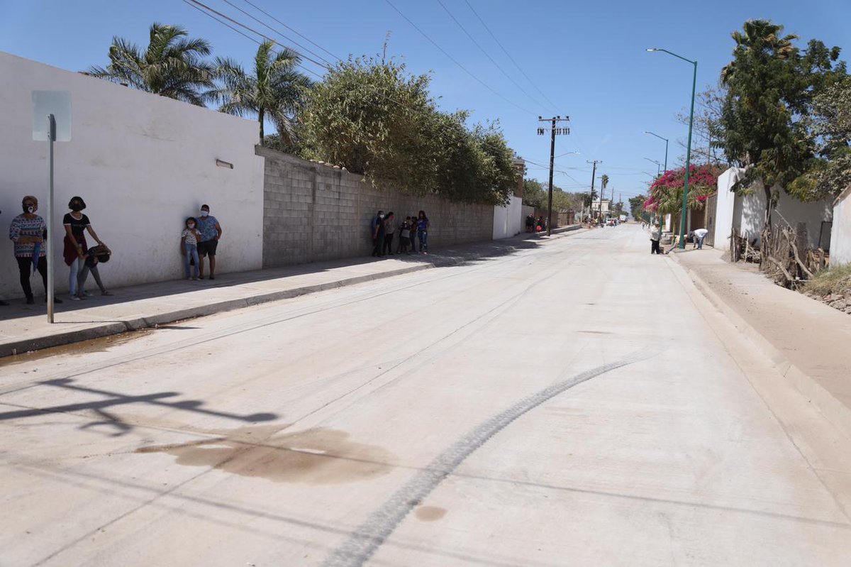 SinaloaSop's tweet photo. Inversión Histórica en Obras de Pavimentación para la Sindicatura  de  Culiacancito, en la Capital Sinaloense. Más de 18 MDP. Ha invertido @sinaloagobmx de @QuirinoOC .https://t.co/LhBFNQ9PaL https://t.co/ELxsGmWtmp
