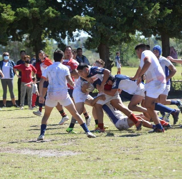BelgranoRC's tweet photo. M-19 recibió a Mendoza RC! 🙌🏼🔥

#quelindoserdelprocer 
#belgranorugbyclub https://t.co/ajmmDNj2js