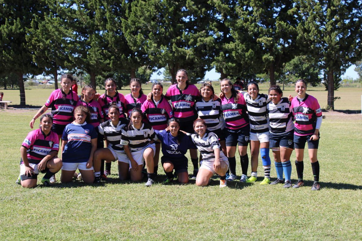 BelgranoRC's tweet photo. #rugbyfem #2dafecha #somoslocales 

🔺Excelente domingo de rugby femenino en nuestro club!!! 

🔺Dejamos algunos momentos compartidos en nuestro club! 

#quelindoserdelprocer 
#belgranorugbyclub https://t.co/PPTpcyFaTQ