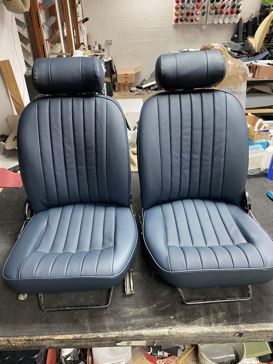 B33n3y4's tweet photo. Be4 and afterwords #Etypejag #v12 #retimed #leather https://t.co/Gin6D0GQyz