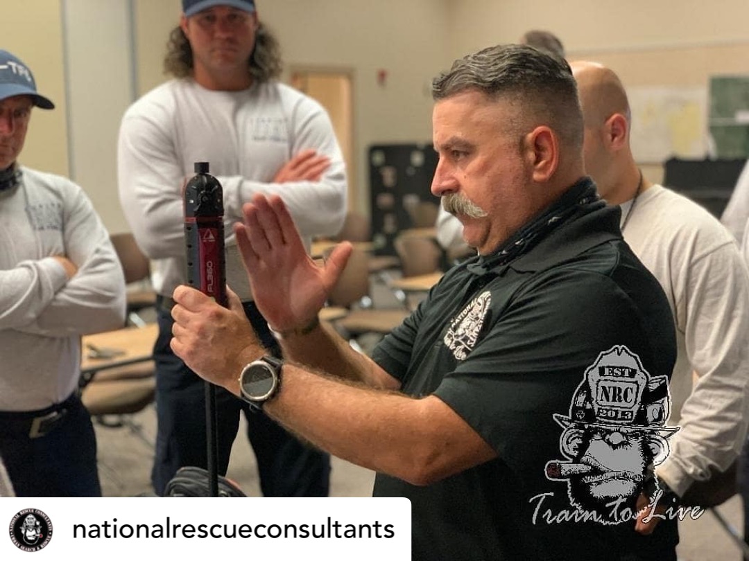 AgilityTechCorp's tweet photo. Technical Search training with Florida Task Force 6 and @National_Rescue 

360° Spherical Imaging is a game changer for technical search.

#FL360 #FirstLook360 #searchcamera #searchandrescuecamera #technicalsearch #searchspecialist #specialops #USAR #rescue #techrescue #training https://t.co/q2dvvHEo0D