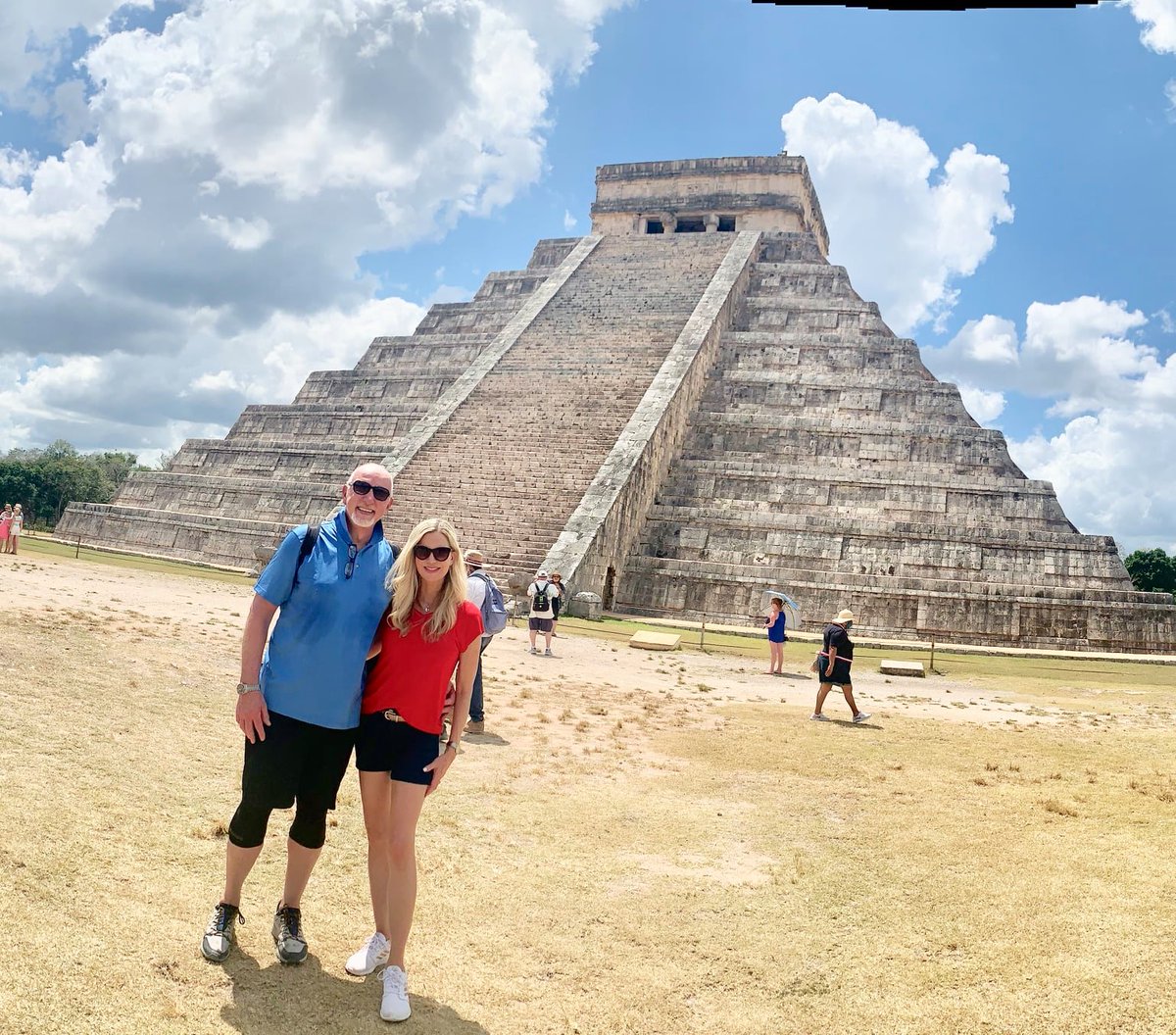 CrystalVision's tweet photo. Yucatan Peninsula -exploring one of the Seven Wonders of the World- Chichen Itza! After walking miles to learn more about the amazing Mayan culture and society, we cooled off over lunch, entertained by this beautiful and talented Mayan woman!  #gratitude #sevenwonderes #travel https://t.co/JHakKvFskd