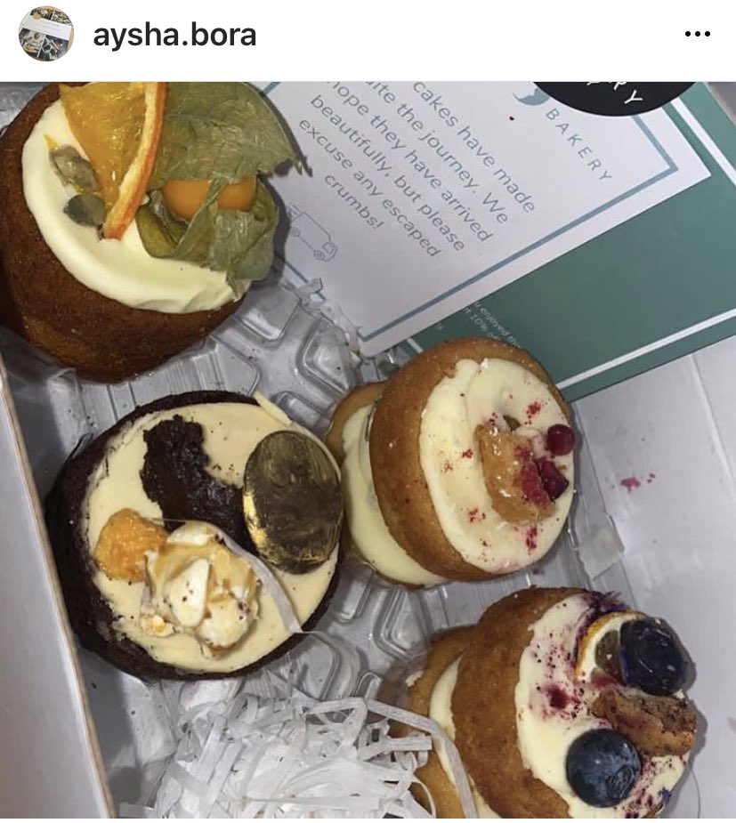 jozzzaphen's tweet image. #ThankYou #HarryandMeghan #HubbCommunityKitchen #grenfell #CookTogether #IWD2021 🥰👸🏻🤴🧕🏼🧁💌