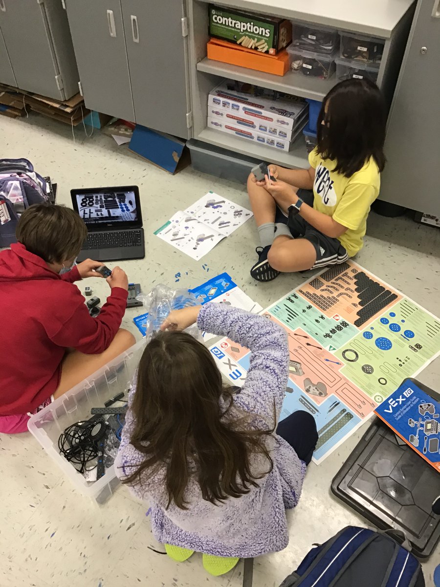 VHEWwhiddon's tweet photo. Diving in with @VEXRobotics today!  Problem solving at its best.  I can't wait to see what all my students engineer! #LearningWithoutLimits https://t.co/VctnwWxoPv