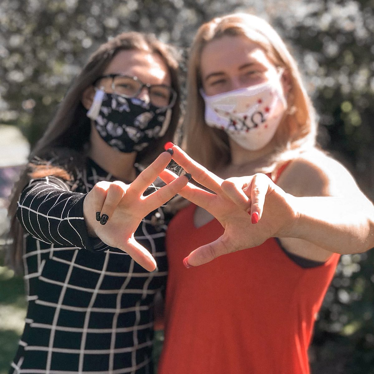 Spring AND sisterhood are in the air! 🌼

#alphachiomega #alphachi #axo #achio #fitb #litb #gogreek #goaxo