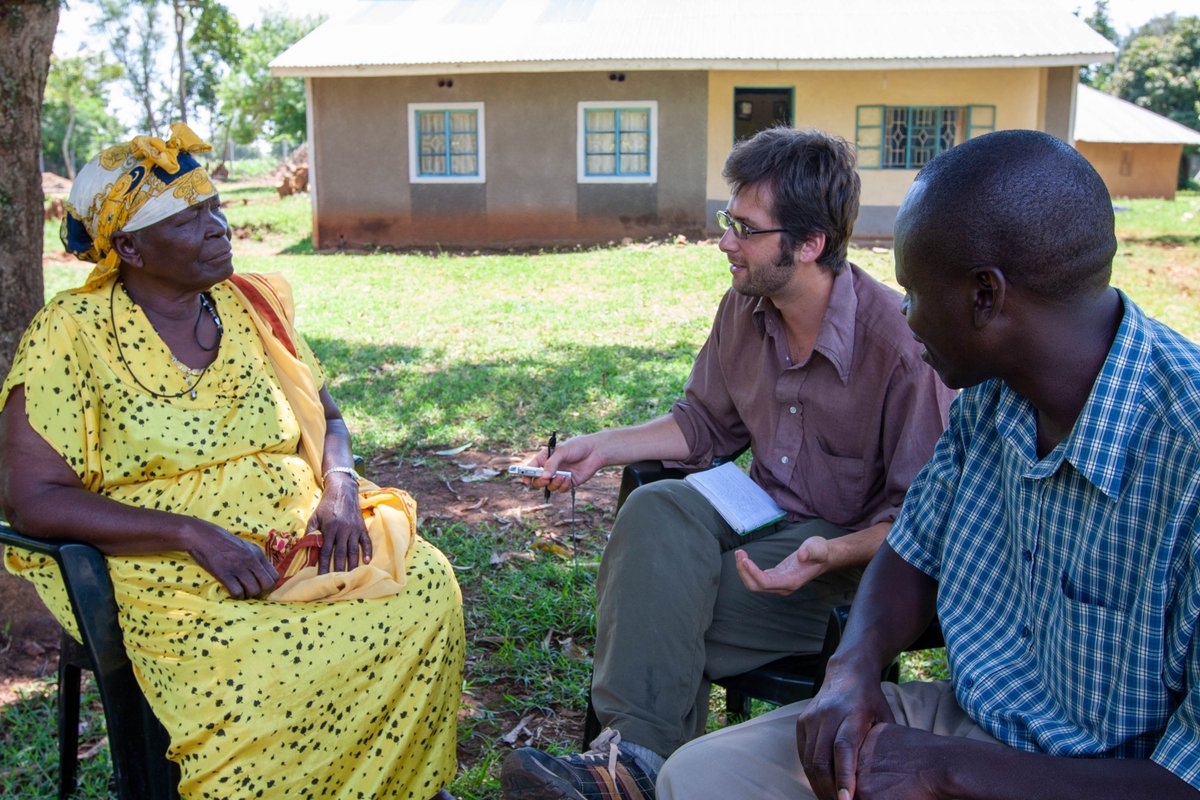 The death of <a href="/BarackObama/">Barack Obama</a>'s stepgrandmother this week brings me back to my visit with her in the days leading up to the 2008 Election. “Barack is a good listener,” she told me. “I think he’s got all it takes to be a world leader." nytimes.com/2021/03/29/wor…