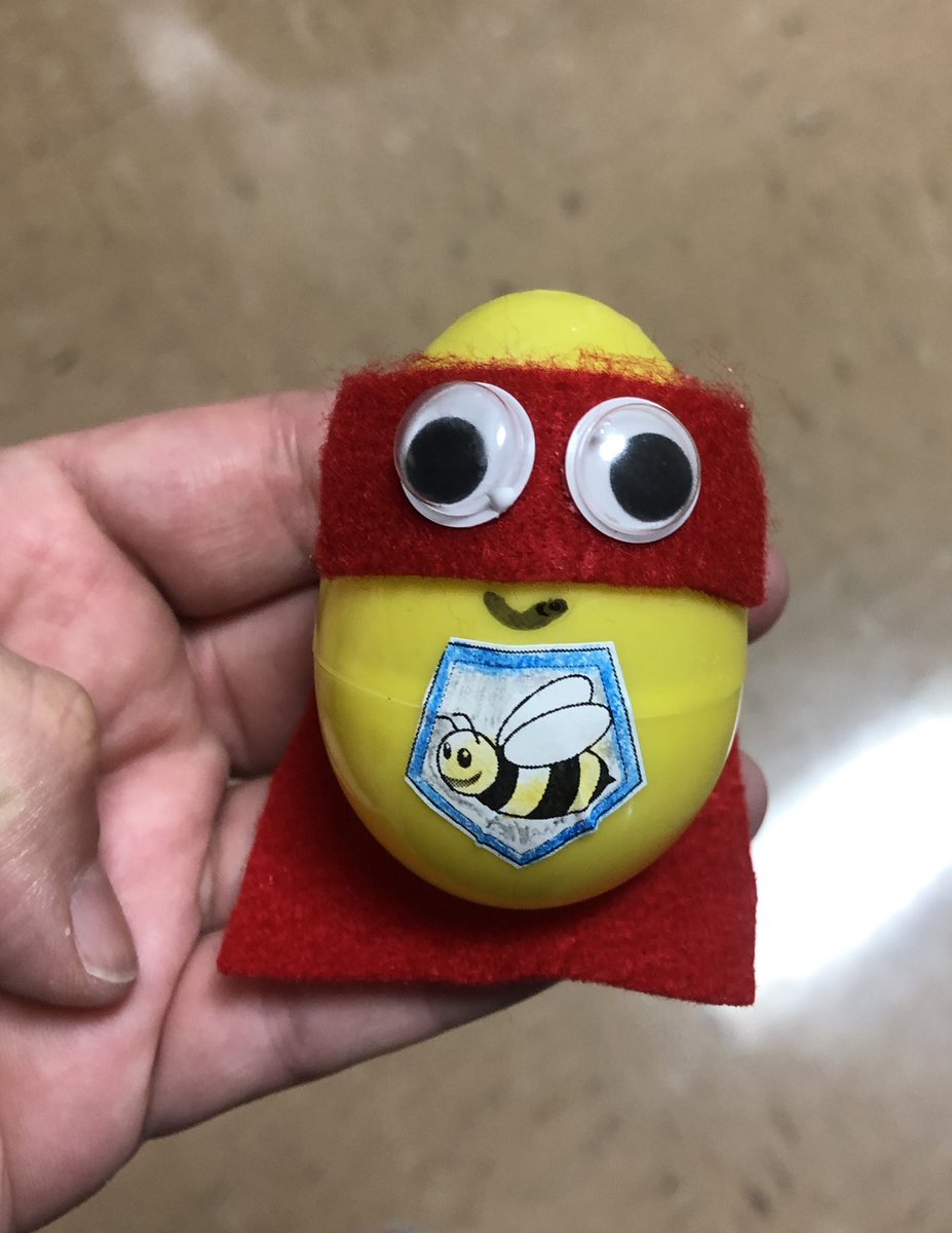 MsZaner's tweet photo. Library and Art Curbside “EGG”stravaganza THURSDAY! Drive-thru @ElementaryMcbee anytime from 4-5pm and get some new books and an “egg”cellent Art activity kit! @AustinISD @aisdparents https://t.co/4KBZ7r3RFr