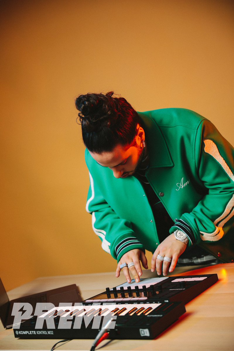 russdiemon's tweet photo. cover of PREME Magazine 🙏🏼🙏🏼 https://t.co/EO9VCcLd1j