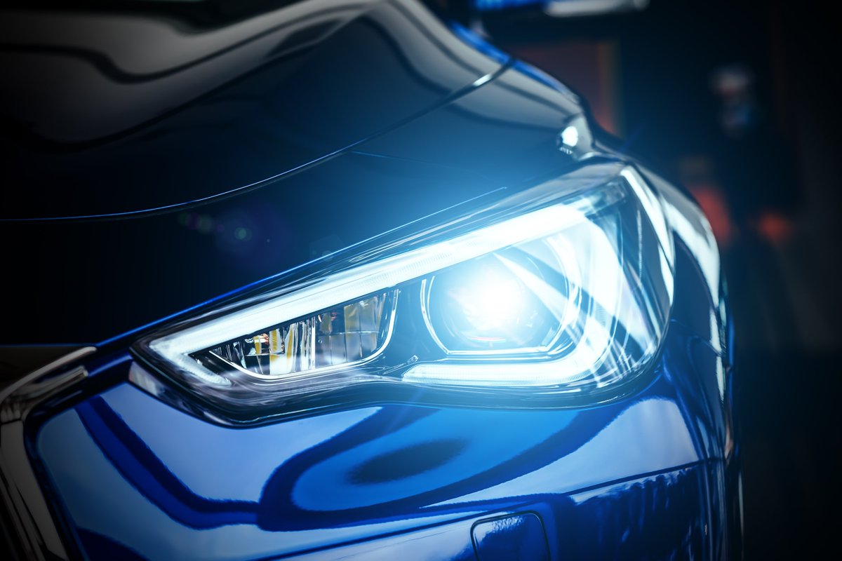 CDDentGuys's tweet photo. Headlights light the way every time we hit the road, yet we often let our headlights fog up and atrophy. In our latest blog, we discuss the many benefits of getting your headlights restored right away! https://t.co/cKR9f2ENVA https://t.co/s3S565BTfQ