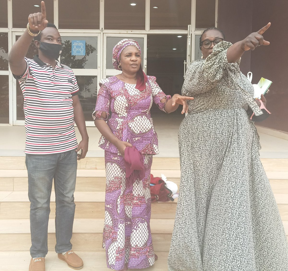 SholaOga's tweet photo. Beijing Plus 25: Kaduna faired well in implementation - Reviewers said. in these pictures are Hon Comfort Amwe (interviewee) @ElizabethAnche (KSMC) Jacqueline Adebija, Yusuf Kudan (AIT/Raypower) shortly after the public presentation of Kaduna State Beijing Plus 25 review @GBulus https://t.co/DMQQC5V6Dm