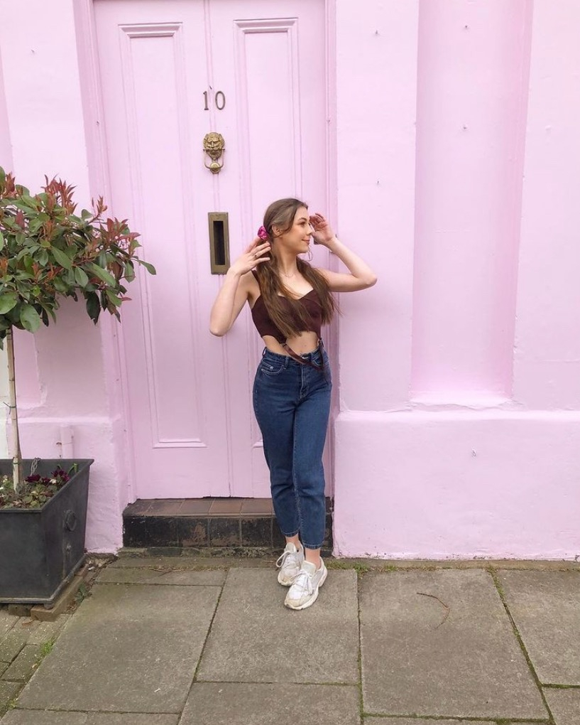 cheltbloggersuk's tweet photo. @ella.aldridgee really on theme with Chelt Bloggers 💖
The weather is slowly getting nicer! What is everyone the most excited about doing in Summer? https://t.co/LqzSoKN1Jh