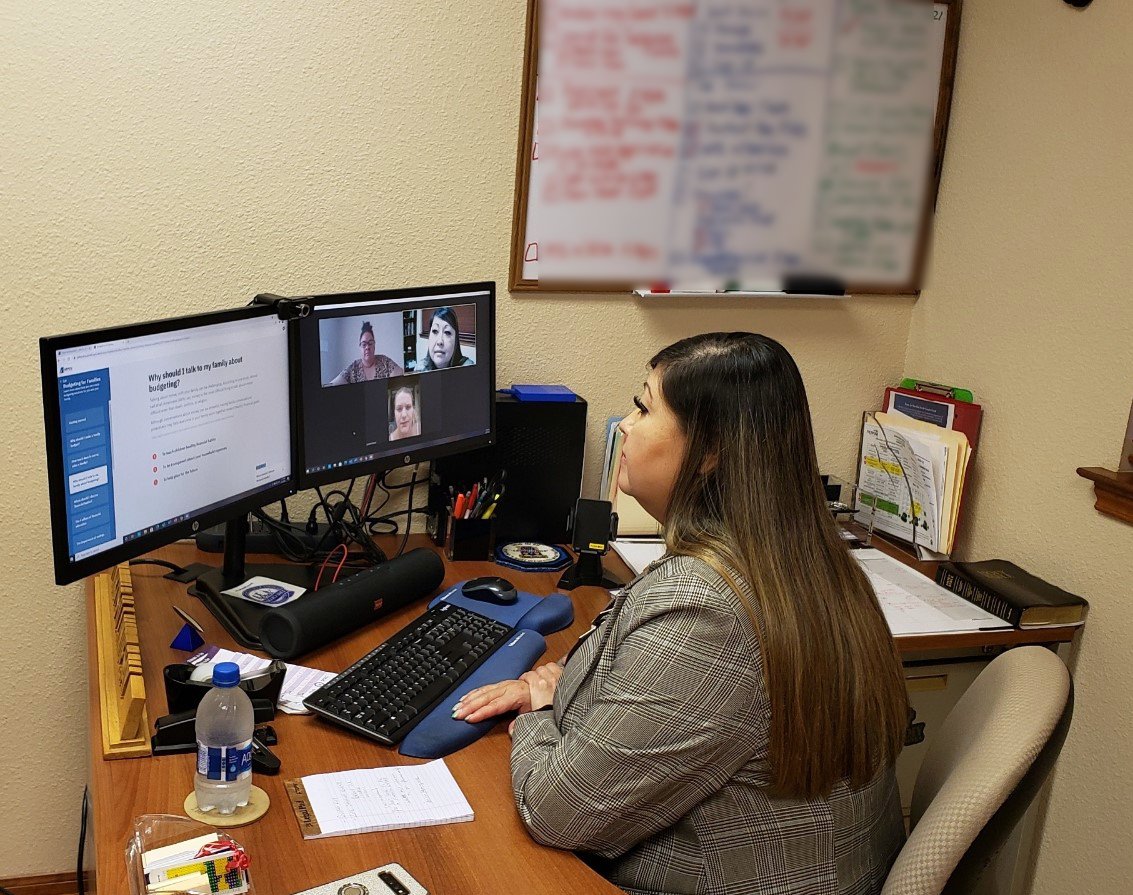 SoarionCU's tweet photo. AFFCU Branch Manager, Michele partnered with @Ceftx to present a virtual "Budgeting for Families" #financialliteracy class. We're proud to provide our community with #financialeducation resources & opportunities. #ceftx #GoAFFCU #PeopleHelpingPeople #CreditUnion @ProsperaHCS https://t.co/N7mAxfSKpH