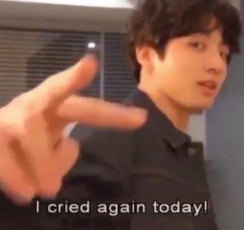 EBOYJE0N's tweet photo. gen z icon jungkook; a thread https://t.co/sB9UU1nygH