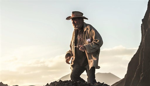 Film_Rev_Daily's tweet photo. #HeDreamsOfGiants A second documentary about Terry Gilliam’s struggle to film Don Quixote emerges as a portrait of the artist himself
https://t.co/LyuWB0vGDQ https://t.co/TddrHBPDla