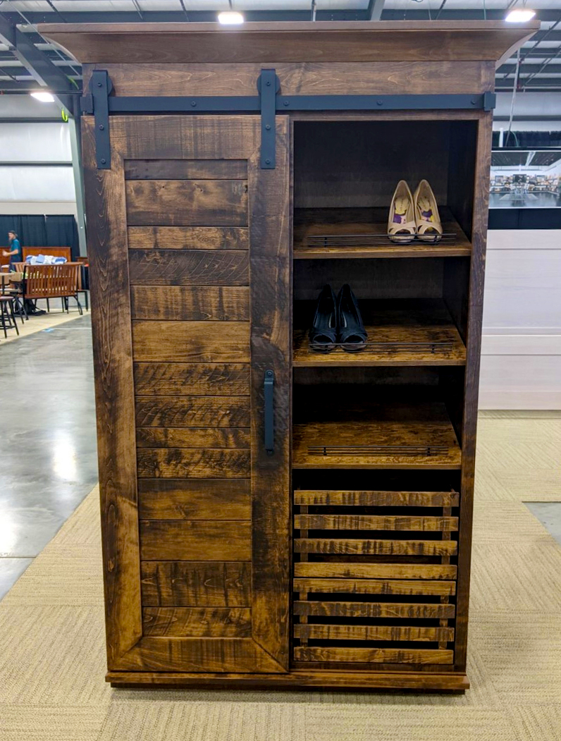 dsi_service's tweet image. Join us today and tomorrow at the Ohio Hardwood Furniture Market at the Mt. Hope Event Center, booths #549 &amp;amp; #550. Come see why savvy Amish craftsmen use Designer Series Colors to produce on-trend, stylish furniture. app.robly.com/archive?id=2ee… #MLCampbell #WoodFinish