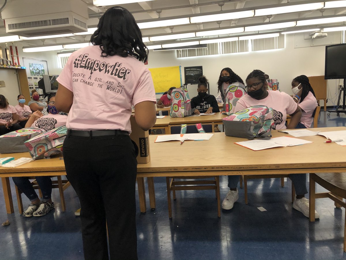 The Transformation team recently lead a group of young ladies at @HCPSAdams in an #EmpowerHer mentoring program—to help them bond with one another, repair relationships, build self-esteem, empower and celebrate their strengths as young ladies. #empoweredwomen @HillsboroughSch