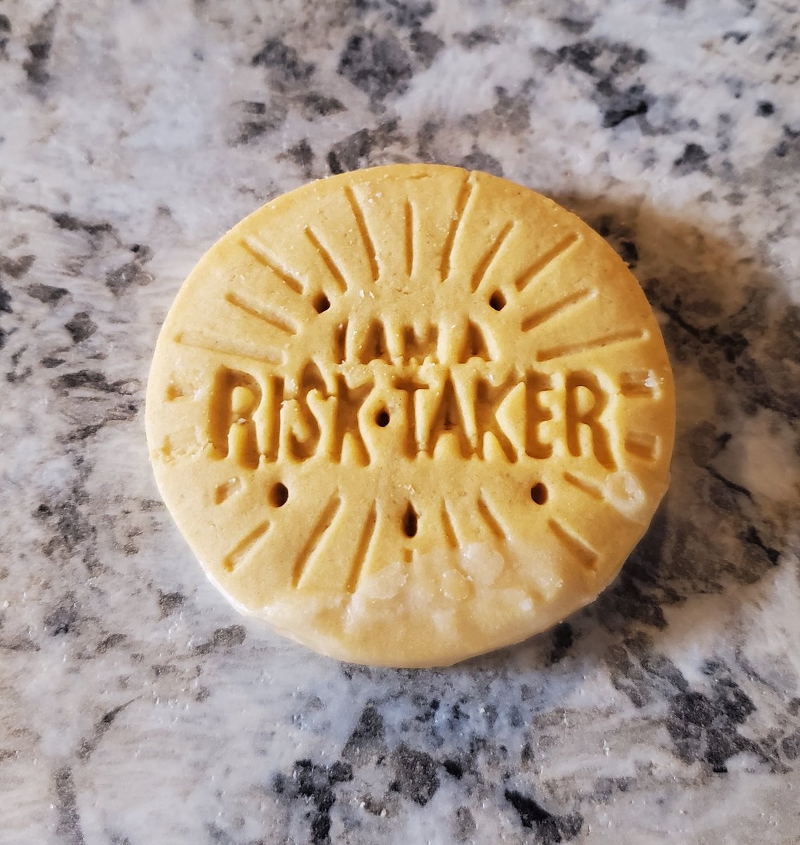 dstenroos's tweet photo. @BrianFeroldi Meh, I prefer to just listen to my girl scout cookies. #lemonup https://t.co/hlIt9EjTd9
