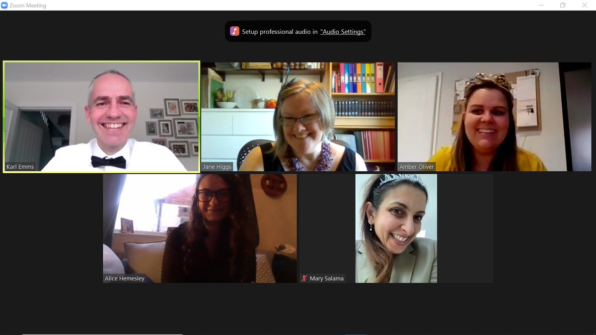 @WMAHSN #MeridianInnovationAwards20 PEWS team from <a href="/BWC_NHS/">BWC NHS Trust</a> all here and celebrating the evening!