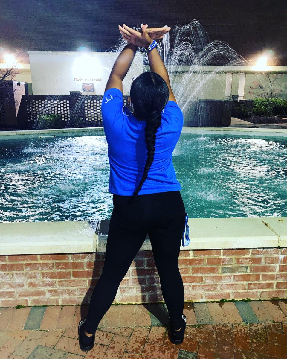 unique_bullock's tweet photo. I always thought I was bougie, but that was just my FINE-RRR side 💙🕊 #SPR21 #GG https://t.co/2sEJvKuUl7