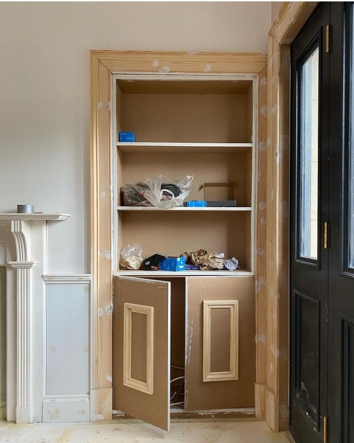 Tikkurila_UK's tweet photo. Another excellent renovation job completed by @blackforddecor using Tikkurila. What a transformation! 

Products used:
- Woodwork: Everal Aqua 40 
- Ceilings and Cornice: Anti Relfex 2 
- Walls: Optiva 5 

#tikkurilauk #transformationtuesday #everalaqua40 #antireflex2 #optiva5 https://t.co/fh62vphwCd