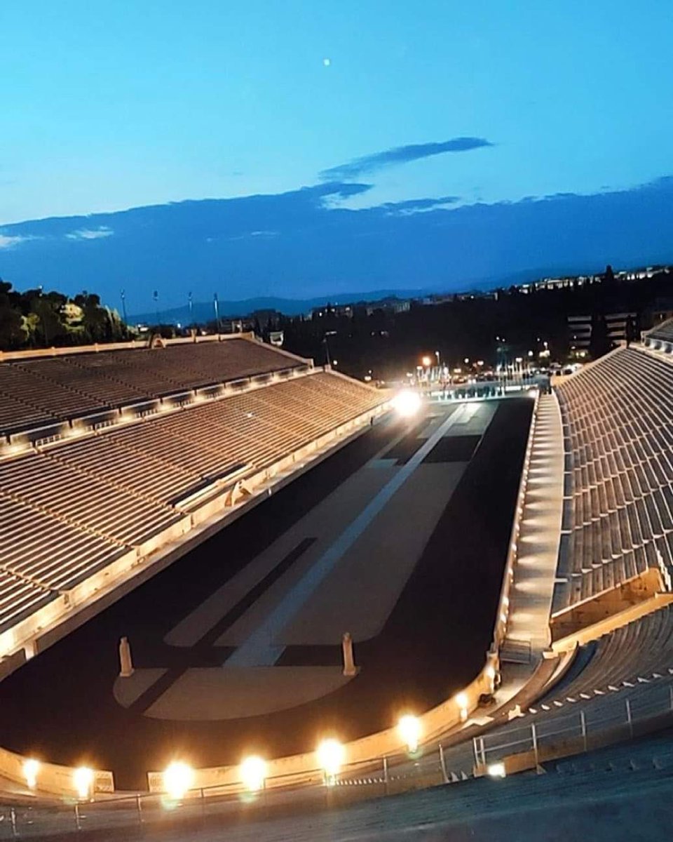 DiogenisSinopis's tweet photo. Panathenaic Stadium at dusk, Athens, Greece. 💙🇬🇷
https://t.co/uE282HZDZV https://t.co/sB4nWatmhy