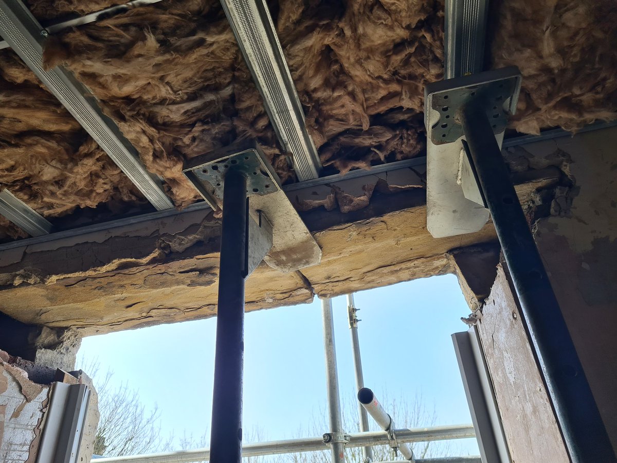 GSJoineryYorks1's tweet photo. Installing these two large steel supports where both internal timber and external stone lintels have failed and caused movement to the masonry above. #builders #joiners #structuralrepairs #homeimprovement @SelcoBW see https://t.co/WPOCQ8ADsk for more or find us on @Checkatrade https://t.co/lsWlumeiPY