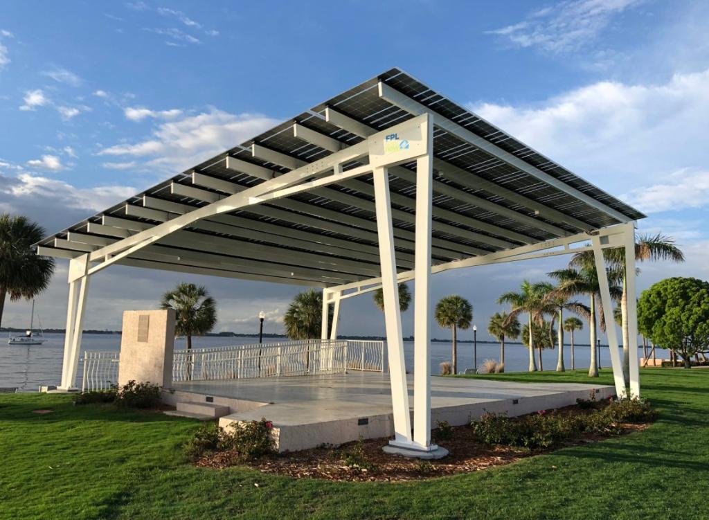 insideFPL's tweet photo. On #NationalTakeAWalkInTheParkDay, check out an #FPLSolarNow location and see solar up close at one of our solar trees or arrays. Catch some shade and learn more about how #solarpower works. Find a location near you: https://t.co/hIJh60FrqX https://t.co/tZ0zrWfLXj