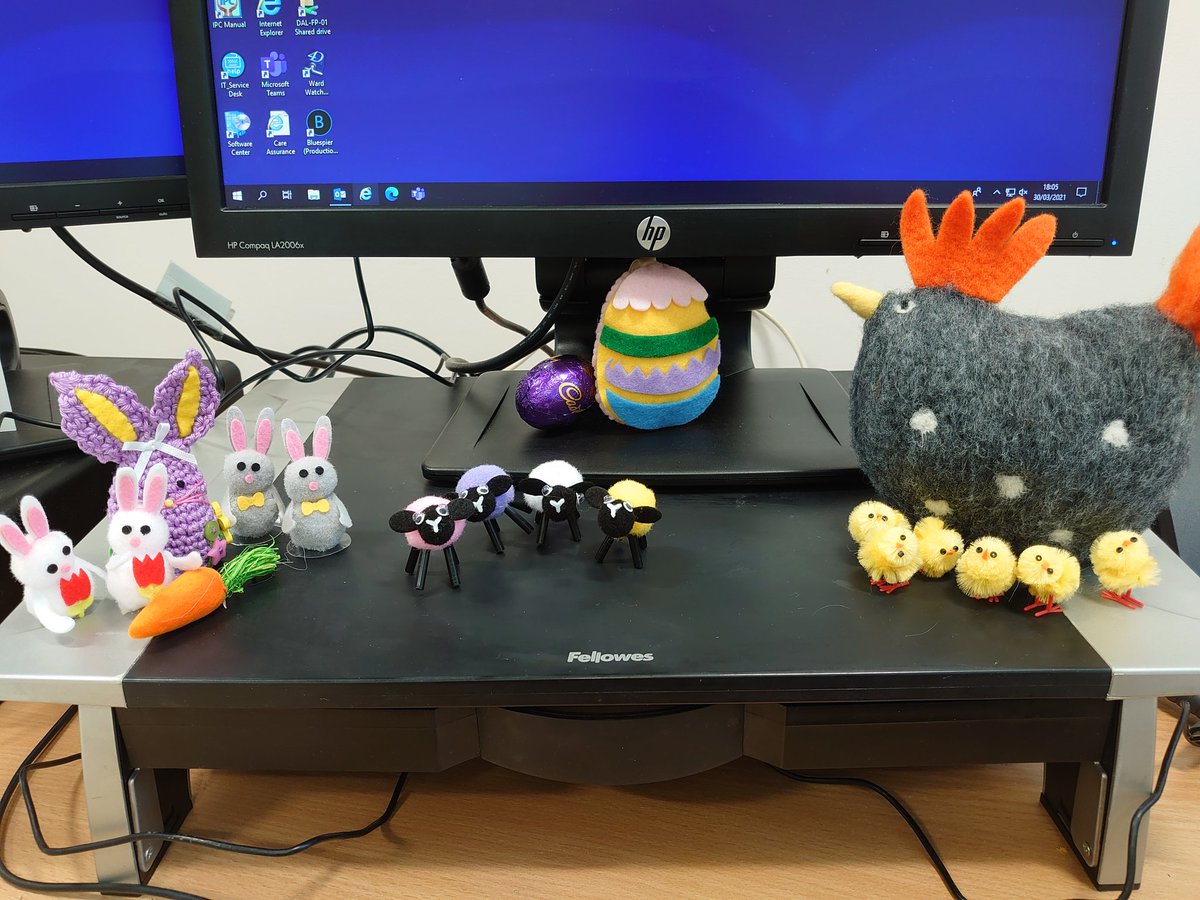 anniehark's tweet photo. Nearly Easter, new arrivals for spring and Easter themed pom poms. #queenofquality @muir_aileen #itsbeginningtolookalotlikeeaster https://t.co/6YdVF7h1nh