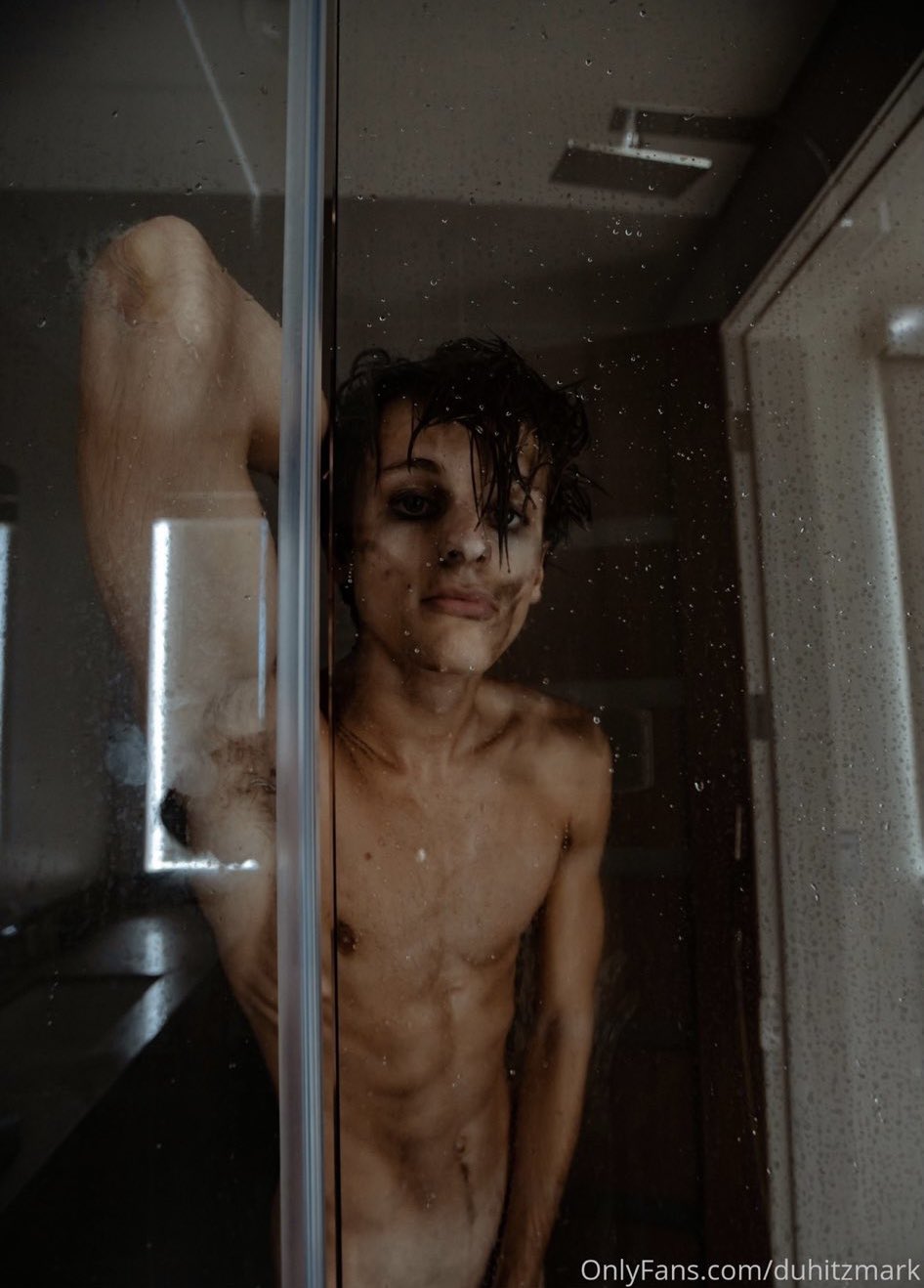 JACOB (18+) on X: and there's more - but in colour 👀  t.corKJvYICpuj  X