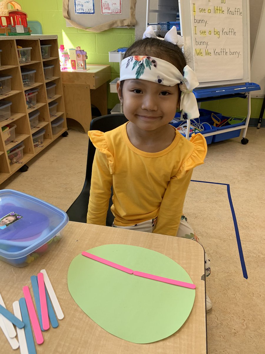 bluecastle24's tweet photo. Measuring the length of eggs with popsicle sticks and bunnies. @QEPSKnights https://t.co/sLHg7HIvyl