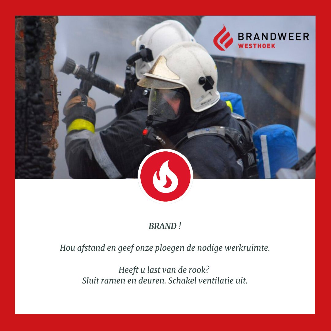 Brw_Westhoek's tweet photo. [LO-RENINGE] Onze ploegen zijn momenteel ter plaatse in de Ooststraat te Lo-Reninge voor een uitslaande industriebrand. Hou afstand en geef onze diensten de nodige werkruimte.  Heeft u last van de rook? Sluit ramen en deuren. Schakel ventilatie uit. #brand300321 #loreninge https://t.co/hItKeY0Ju9