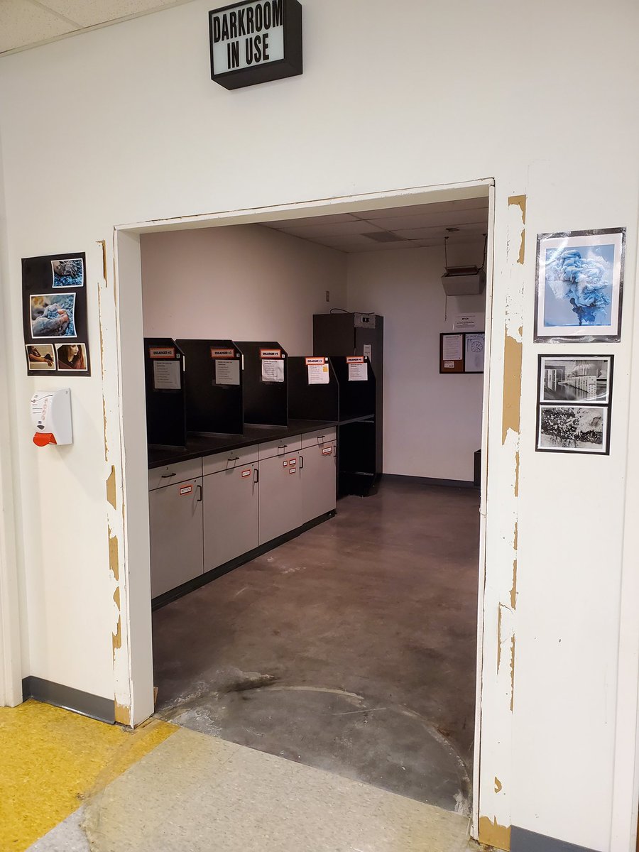 ZumEastHigh's tweet photo. While we are on spring break @FZSchools Maintenance Department is hard at work. New whiteboards installed in @StevensonFze & @fzesenorita classrooms & lots of work being done to repurpose a room to add space for our Fine Arts Department. #FZPride #RespectTheE https://t.co/vFD1ikeCOz