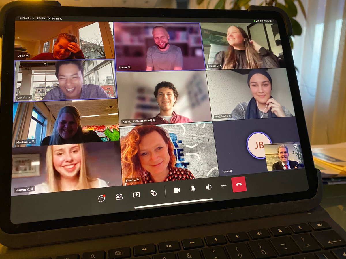 Vanavond had ik een erg boeiend maar soms ook kritisch gesprek met Dordtse jongeren en met de jongerenwerkers van <a href="/Rnewt_078/">R-NEWT Dordrecht</a>. Goed om van deze jongeren te horen hoe zij de Corona-tijd beleven en hoe ze aankijken tegen en omgaan met de Corona-maatregelen. Toppers!