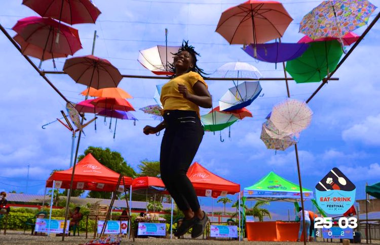 Umbrellas ! Parapluies ! Welcome to Eat and Drink Cotonou Festival
#CotonouEat #eatdrinkcotonou #nuagedeparapluies