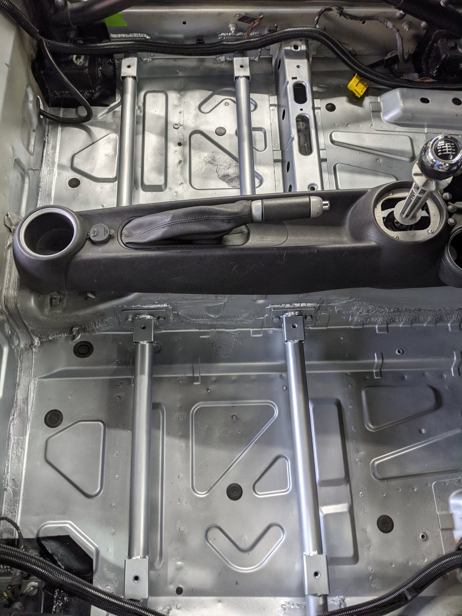 NeilBurgess's tweet photo. Seems a shame to hide it.

#r56 #mini #minicooper #MINICooperS #FIA #motorsportuk #trackmini #trackspec #shiny #IRDC #minicooperregister #rallycar #becauserallycar #project #tinkeringtime #silver #cbmmotorsport #workshopdiaries #workinprogress #gettingthere https://t.co/KZT1cssxpk